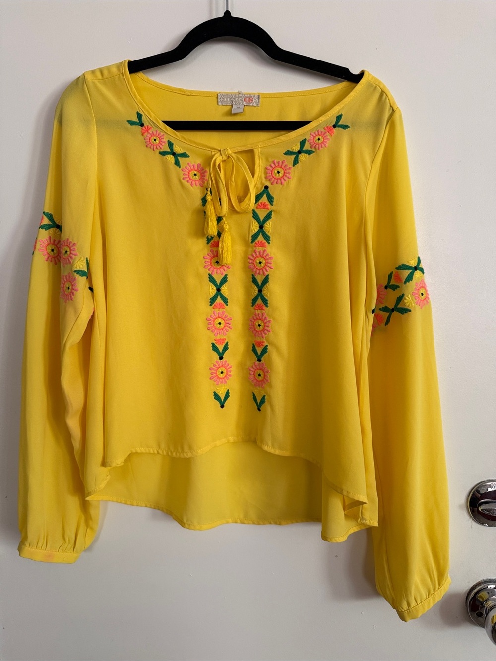 Gianni Bini Yellow Embroidered Floral Tunic